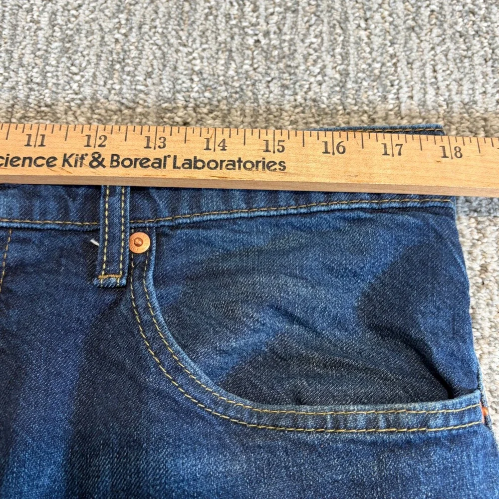 Levis levi 517